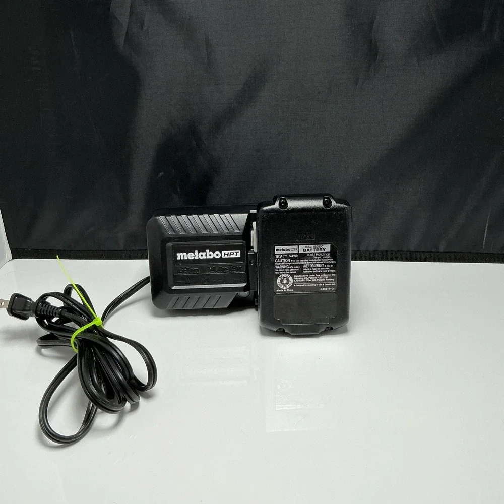 Metabo HPT BSL1830C 18V 3.0Ah Li-Ion Battery W. Charger UC 18YKSL